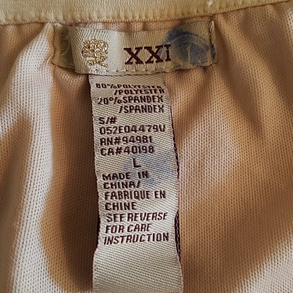 XXI LACE Camisole - Picture 4 of 5